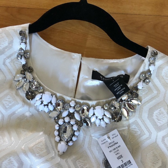 Dress - Picture 2 of 4